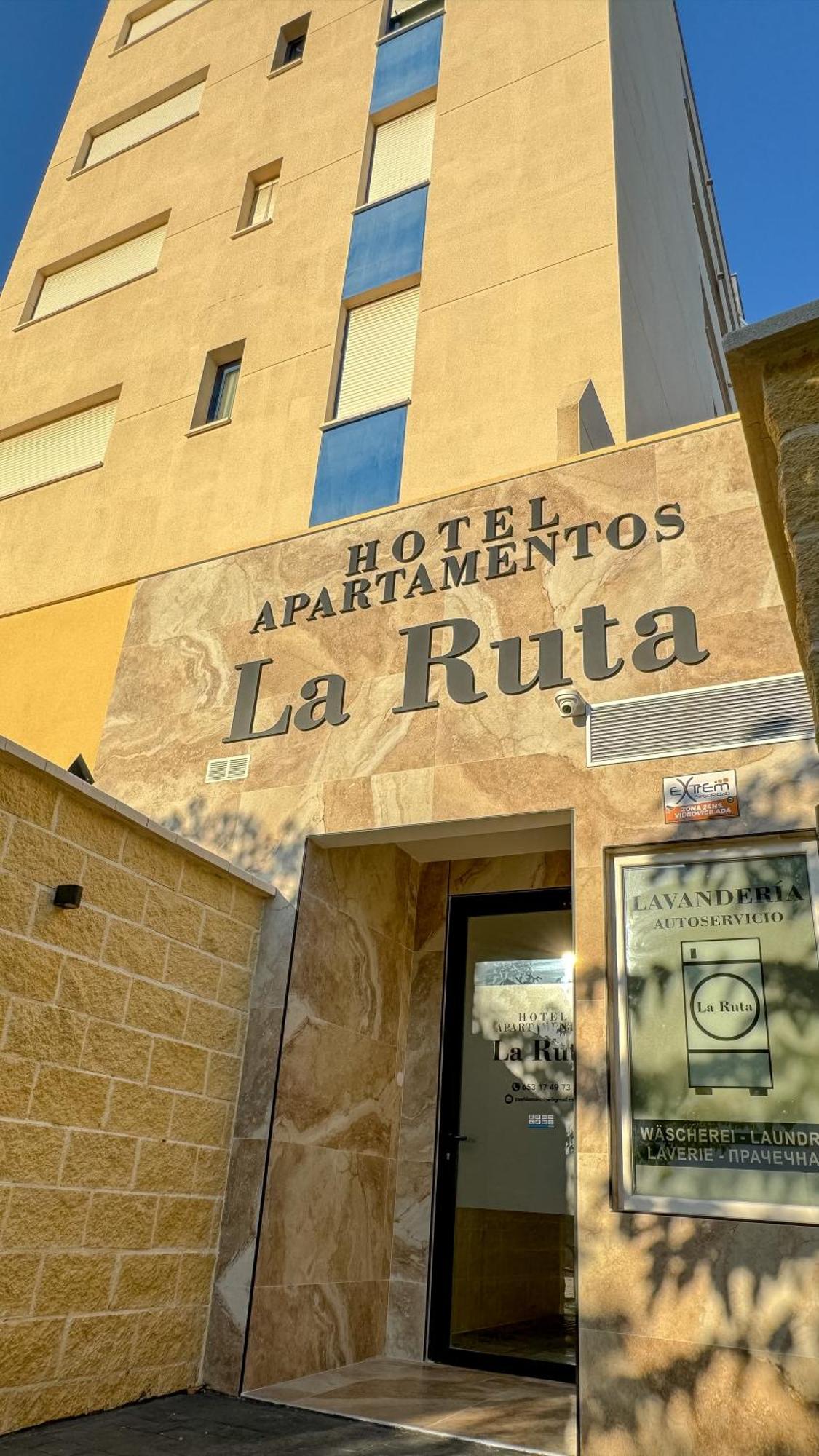 Apartamentos La Ruta Calpe Bagian luar foto